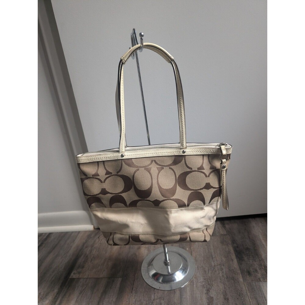COACH Ivory Beige Signature Jacquard Striped Canvas Tote Bag Purse - F13548 - Picture 2 of 6